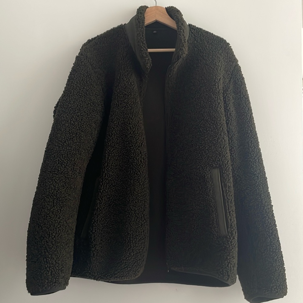 Uniqlo Deep Pile Jacket - Dark Army Green - Large